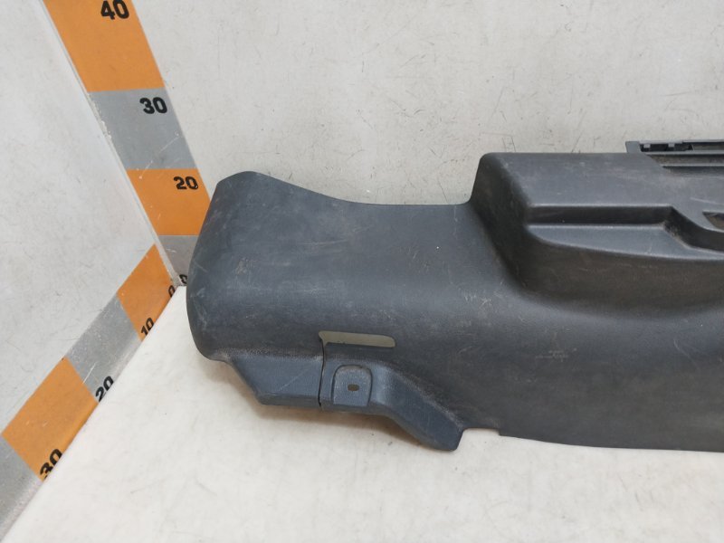 Обшивка багажника