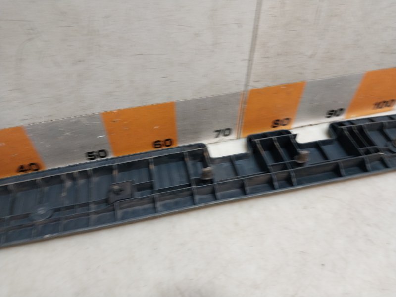 Обшивка багажника