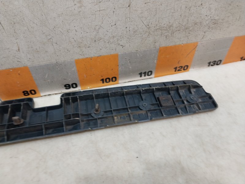 Обшивка багажника