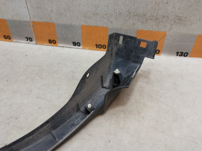 Накладка заднего крыла правого