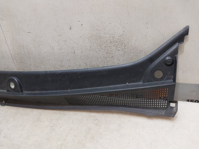 Решетка стеклоочистителей (Жабо)