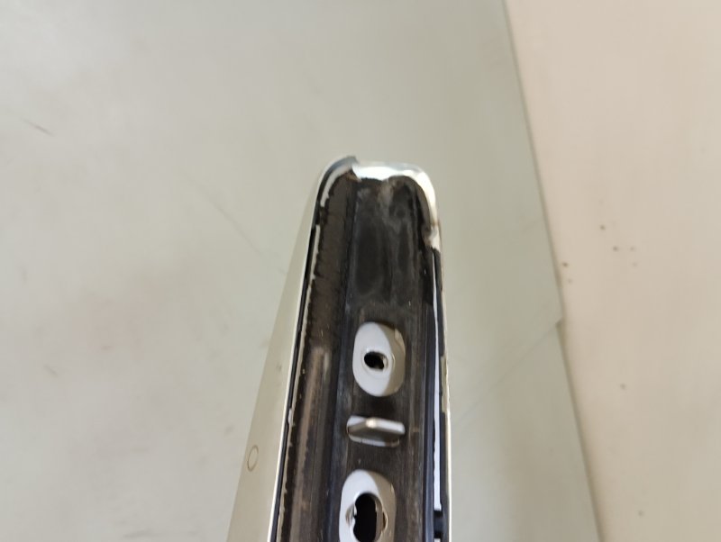 Рейлинг (релинг) левый (планка на крышу)