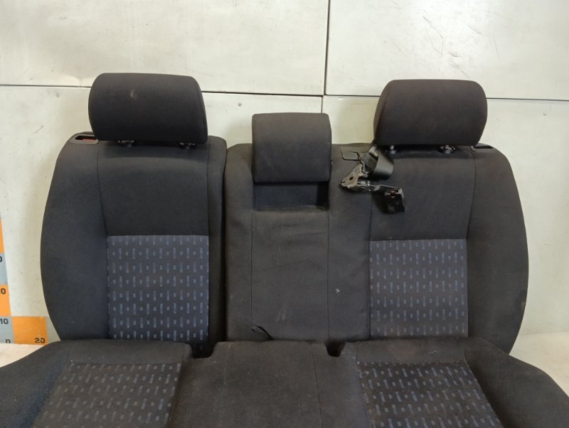 Сиденье салонное