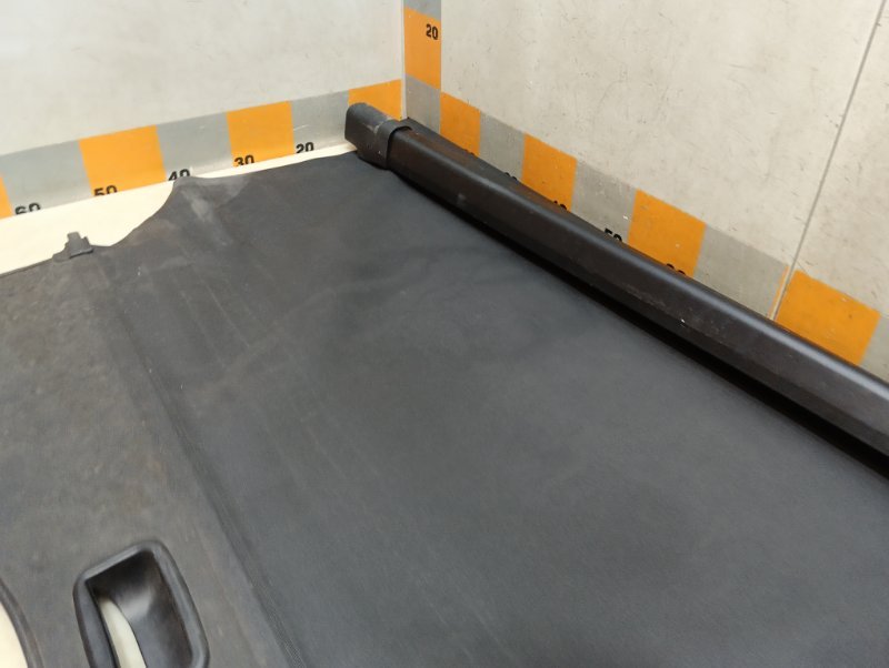 Шторка багажника