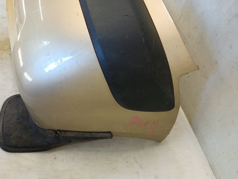 Бампер задний