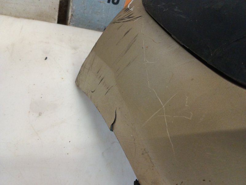 Бампер задний