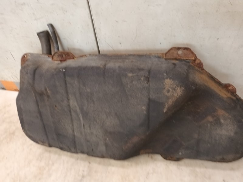 Бак топливный