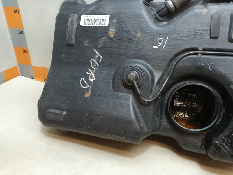 Бак топливный