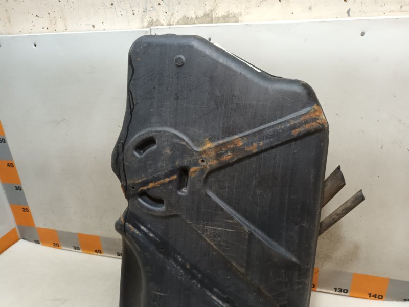 Бак топливный