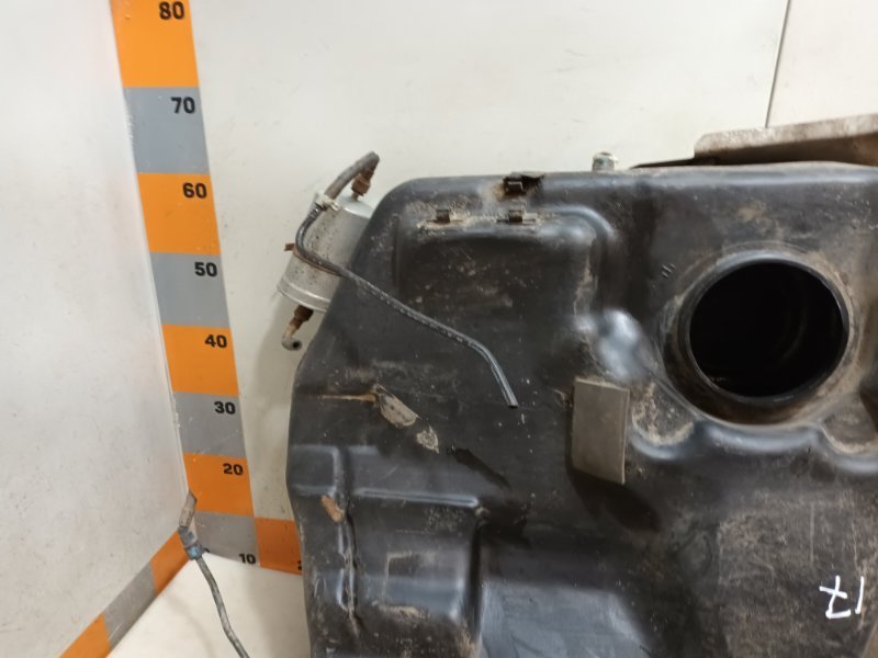 Бак топливный