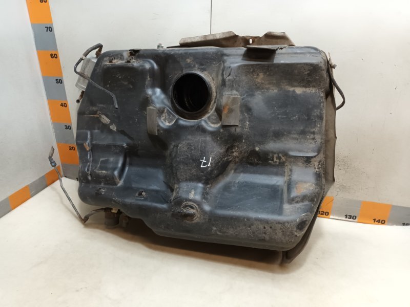 Бак топливный