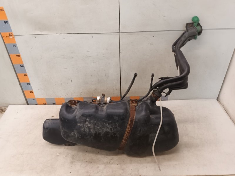 Бак топливный