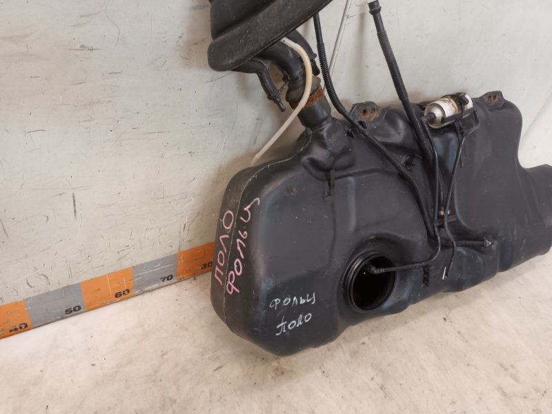 Бак топливный