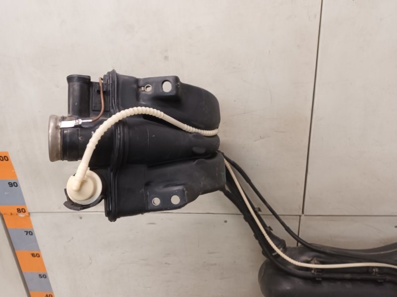 Бак топливный