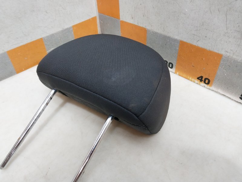 Подголовник сиденья