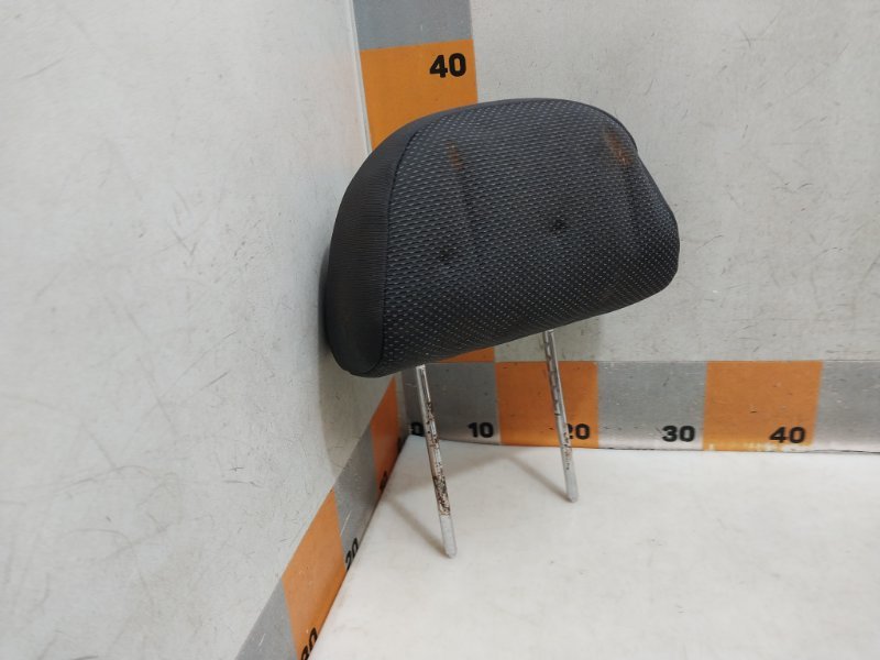 Подголовник сиденья