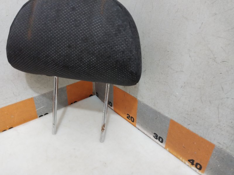 Подголовник сиденья