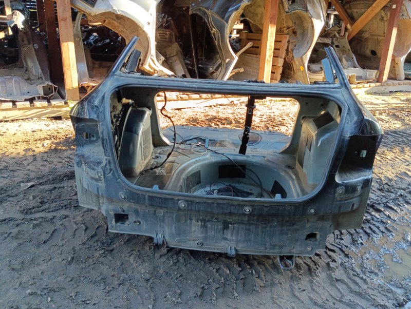 Кузовной элемент