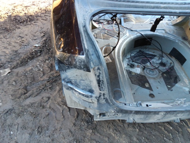 Крыло заднее левое