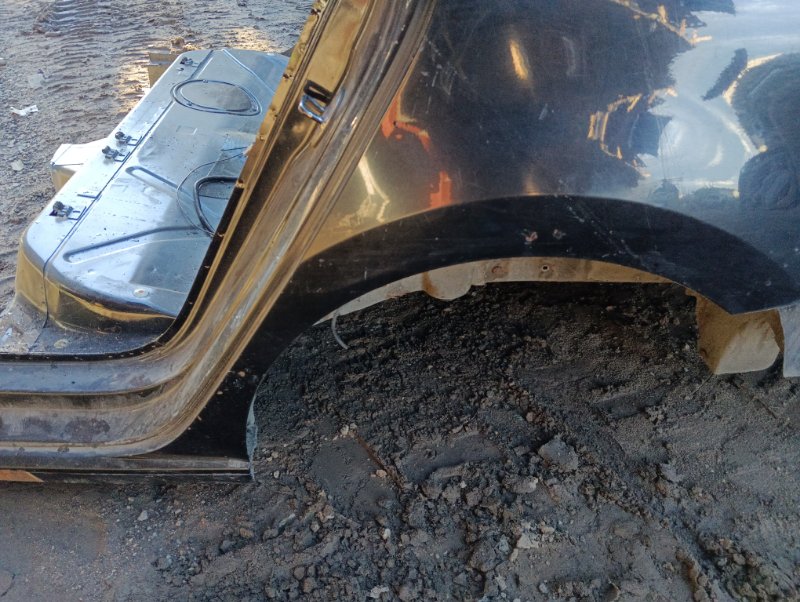 Крыло заднее левое