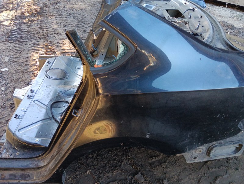 Крыло заднее левое