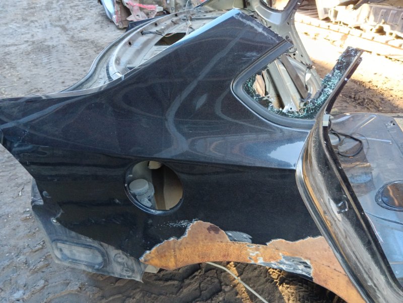 Крыло заднее правое