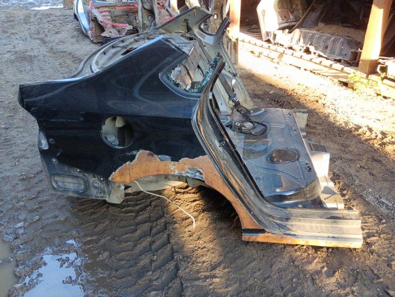 Крыло заднее правое