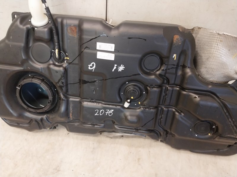 Бак топливный