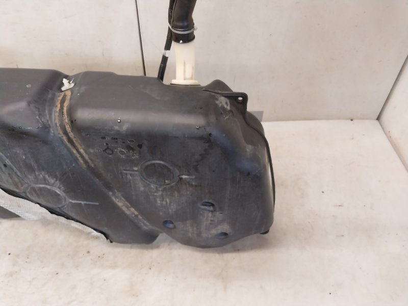 Бак топливный