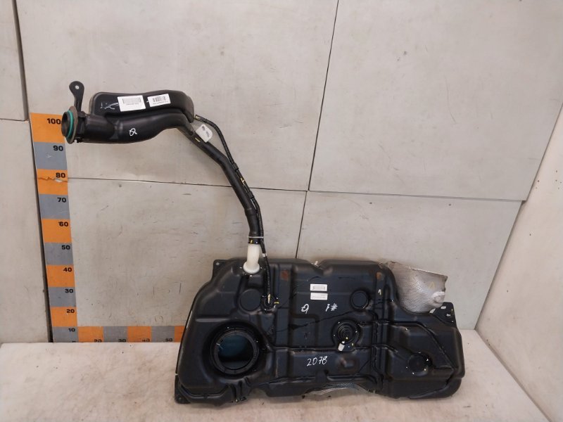 Бак топливный