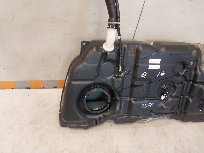 Бак топливный