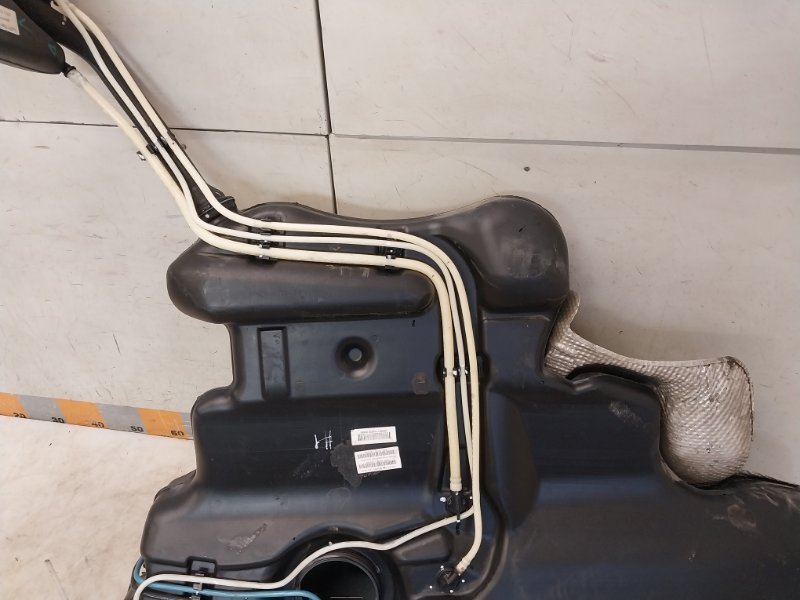 Бак топливный