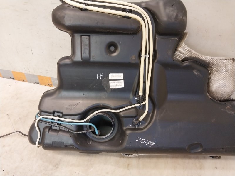 Бак топливный