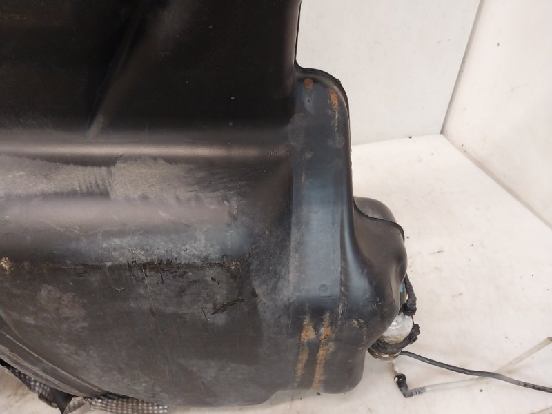 Бак топливный