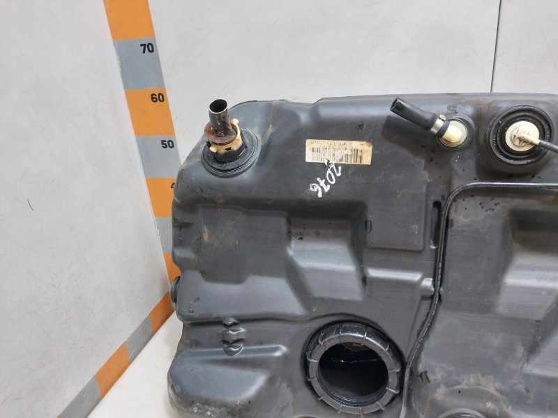 Бак топливный