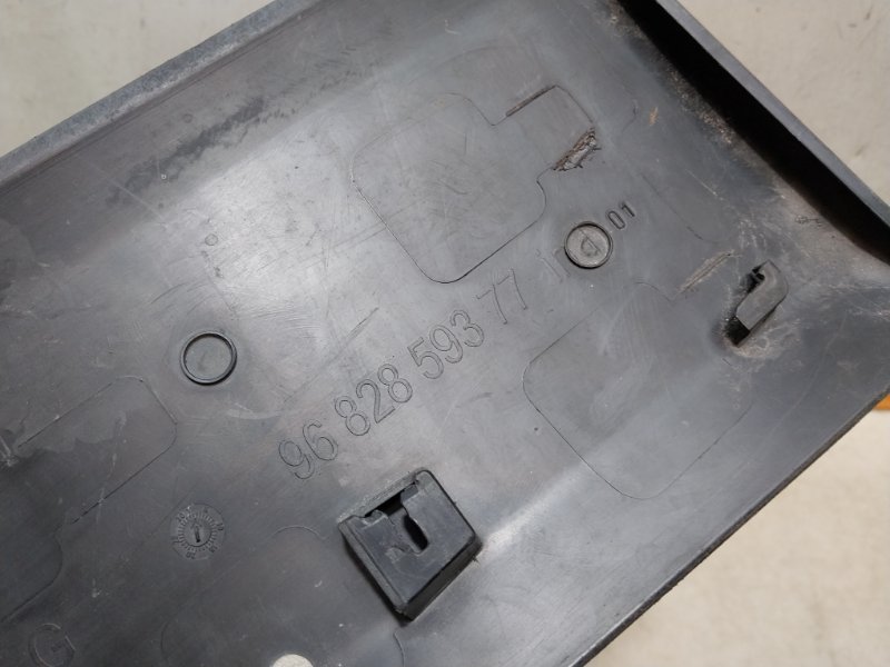 Молдинг двери