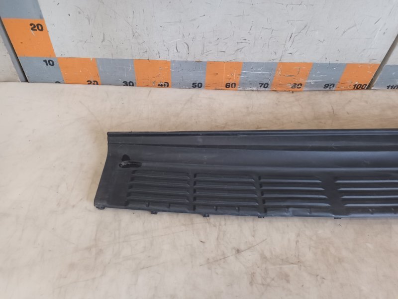 Накладка заднего бампера