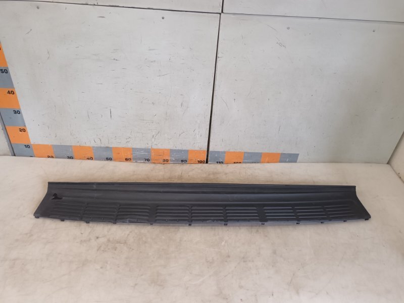 Накладка заднего бампера