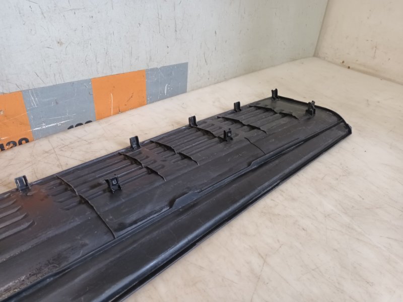 Накладка заднего бампера