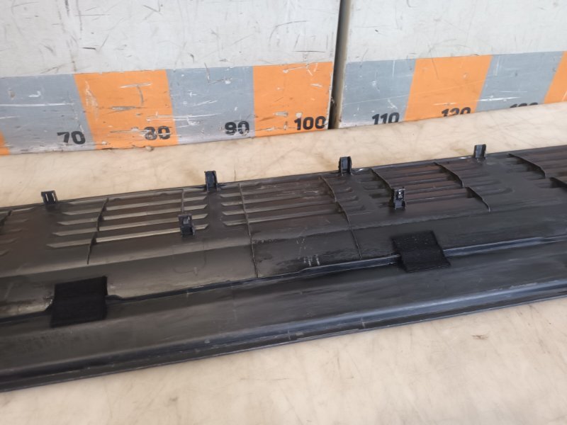 Накладка заднего бампера