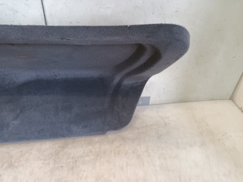 Обшивка крышки багажника