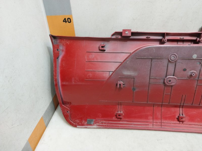 Накладка двери багажника