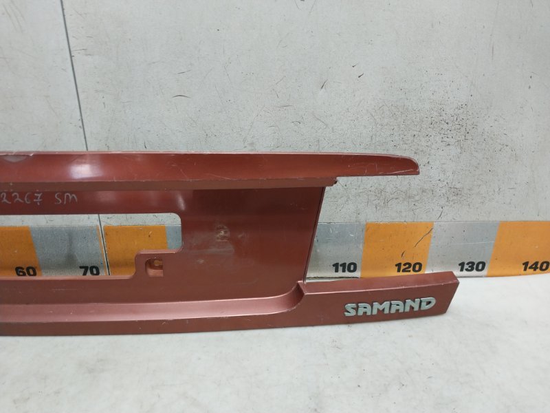 Накладка крышки багажника