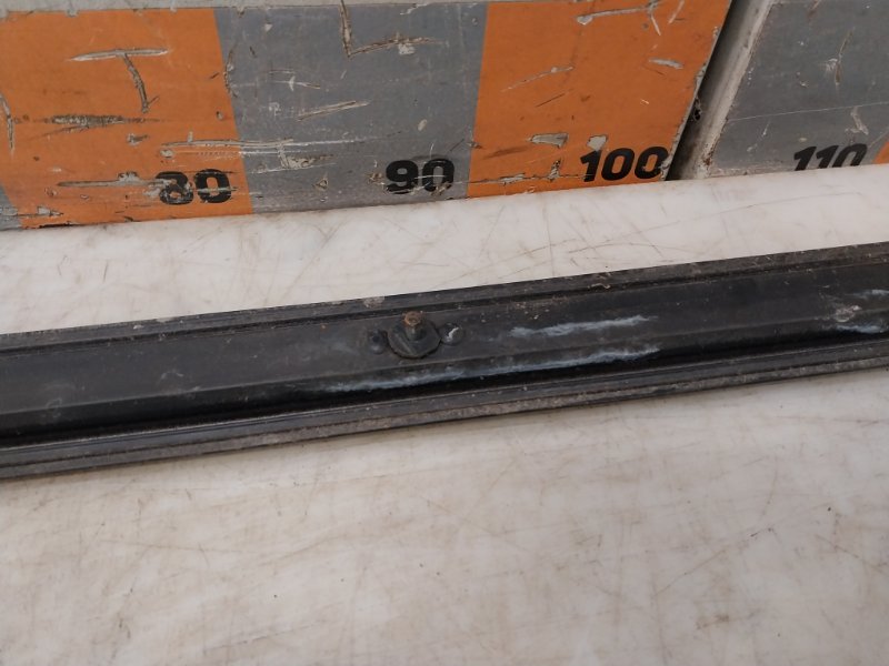 Молдинг крыши левый