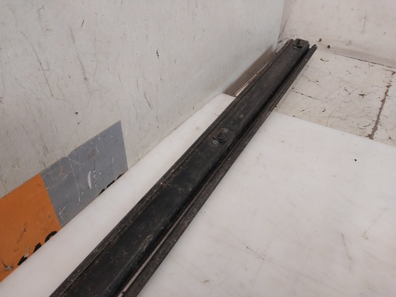 Молдинг крыши левый