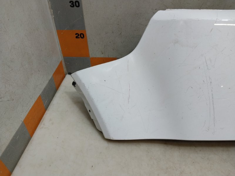 Накладка заднего бампера