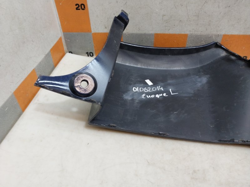 Накладка заднего бампера