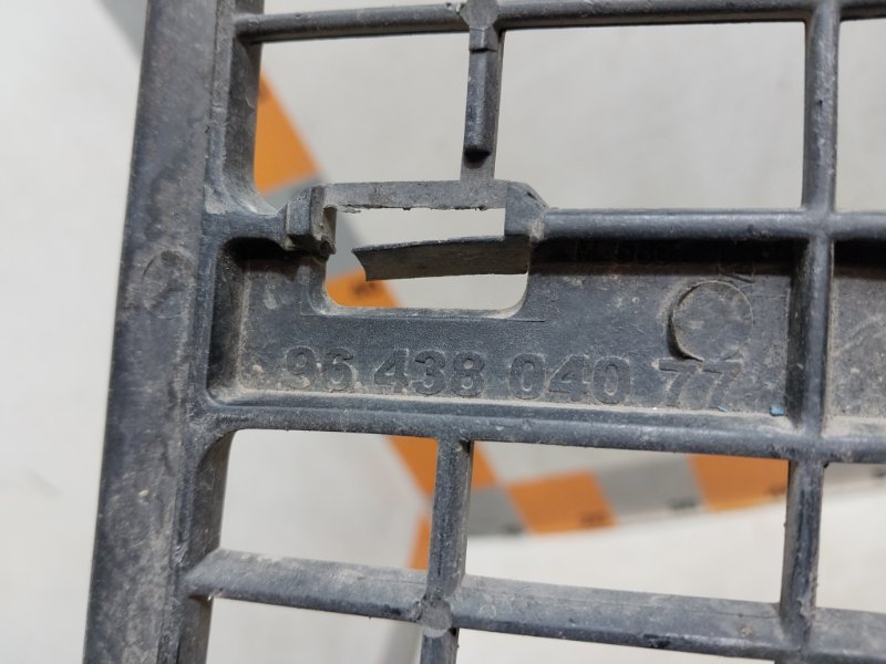 Решетка радиатора