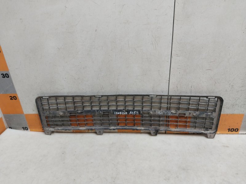 Решетка радиатора