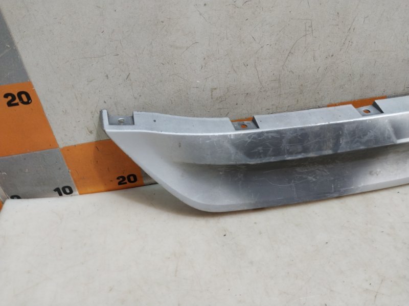 Накладка заднего бампера